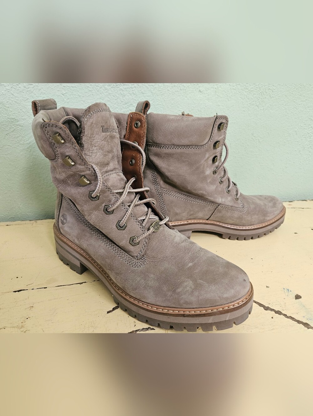 Timberland Womens Taupe Suede Lace-Up Work Boots